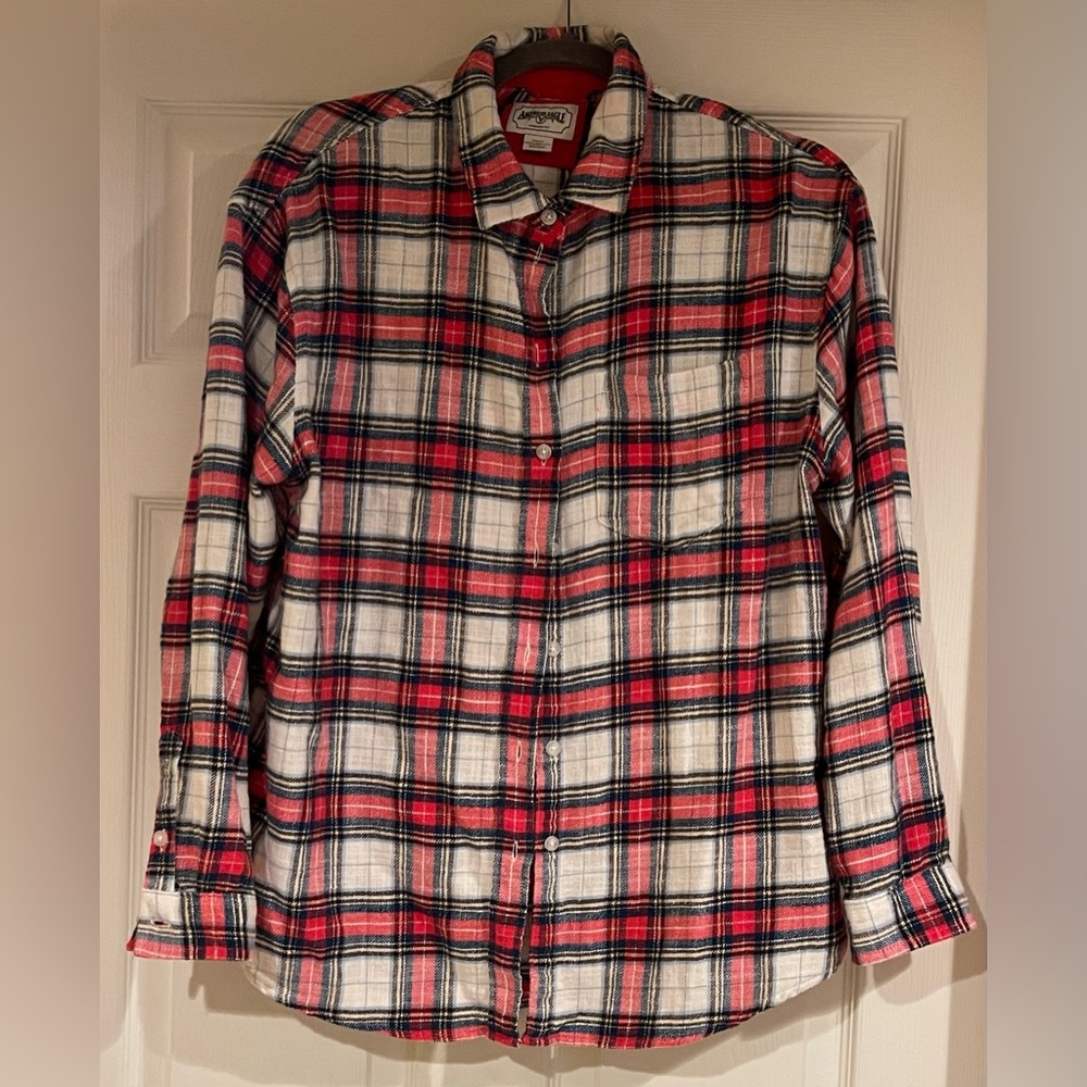 *AE* American Eagle Woman’s Red Striped Flannel Small